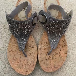 White Mountain lightly used pumps